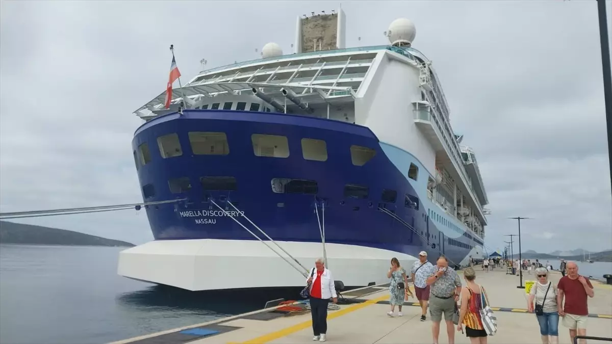 Marella Discovery 2 Bodrum'a Geldi