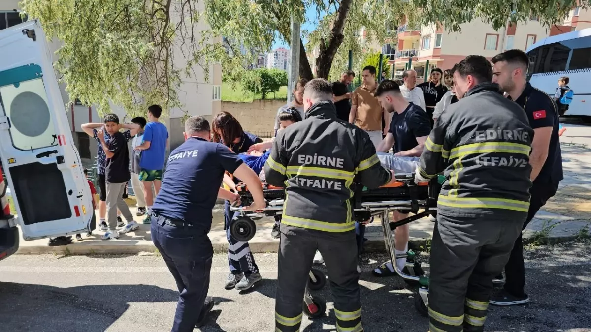 Edirne'de Trafik Kazası: 4 Yaralı