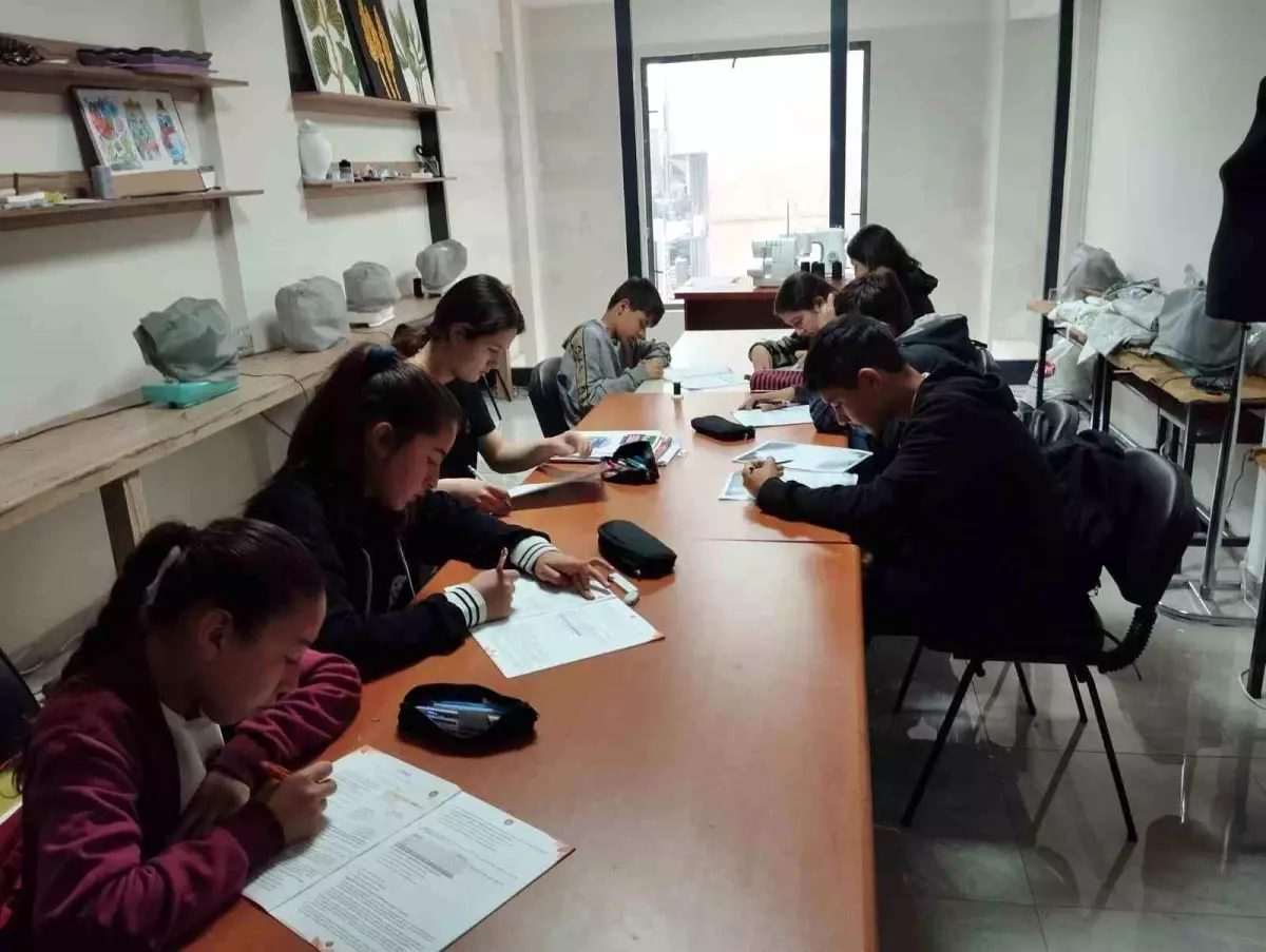 Karacasu'da LGS Etüt Programları Devam Ediyor