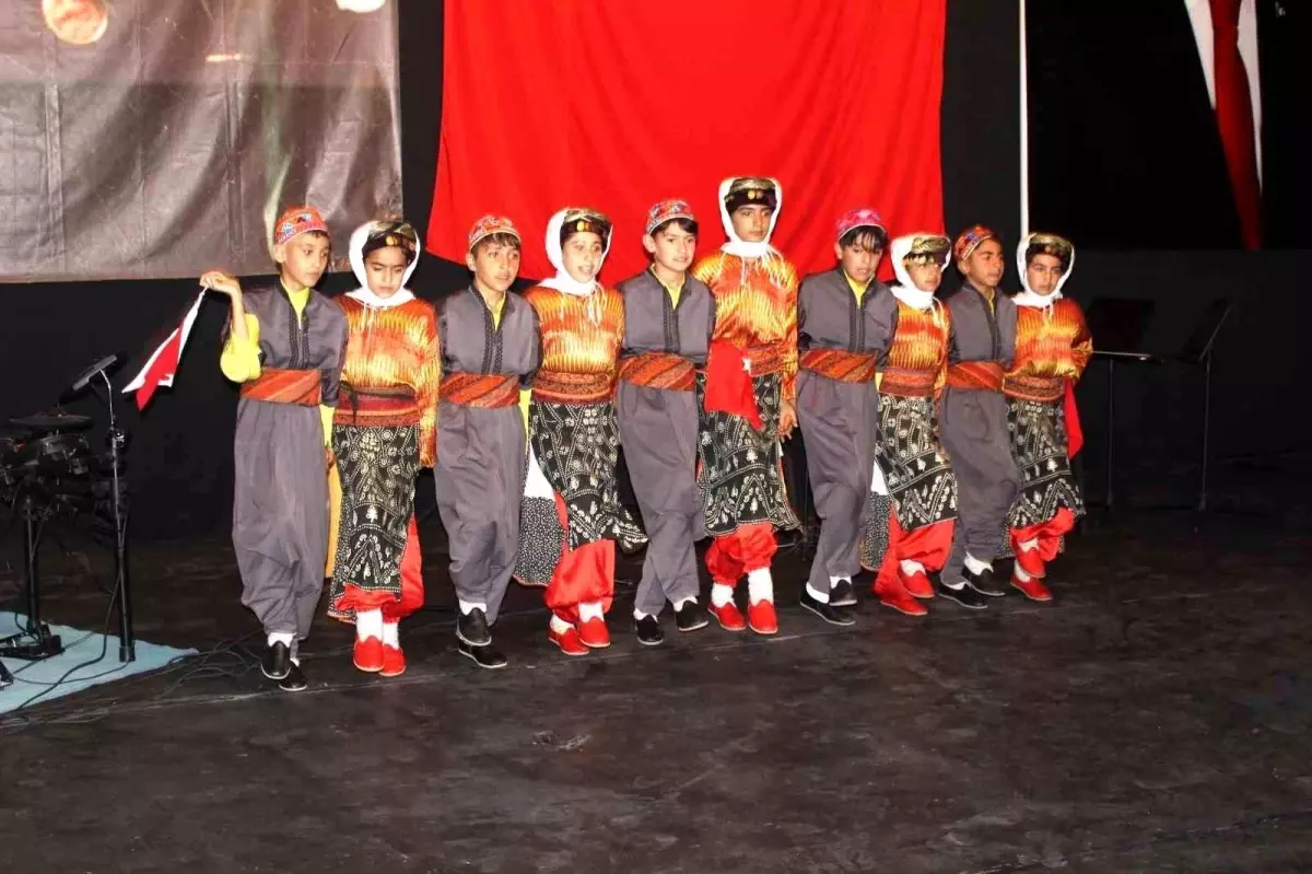 Kahta'da 19 Mayıs Coşkuyla Kutlandı