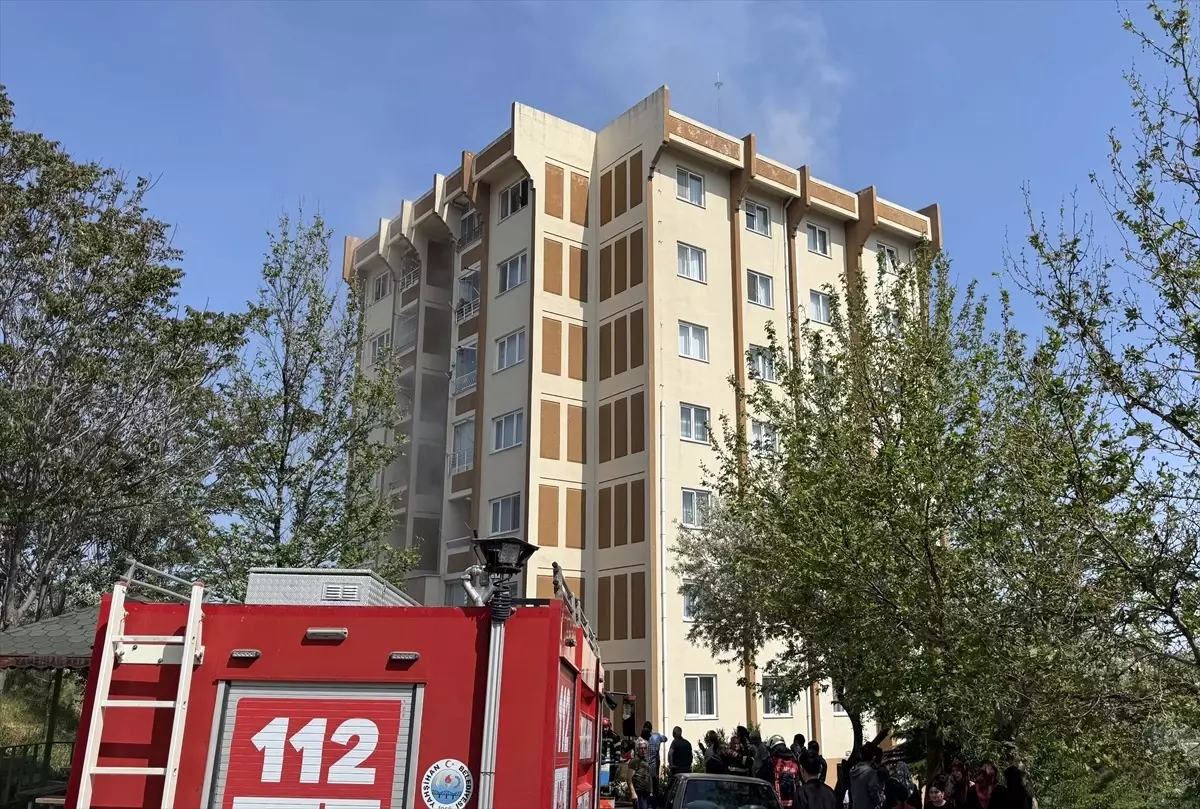 Kırıkkale'de Apartman Yangını