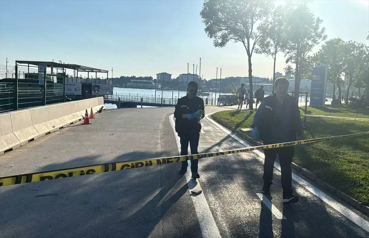 Kadıköy'de Galatasaray Taraftarına Silahlı Saldırı