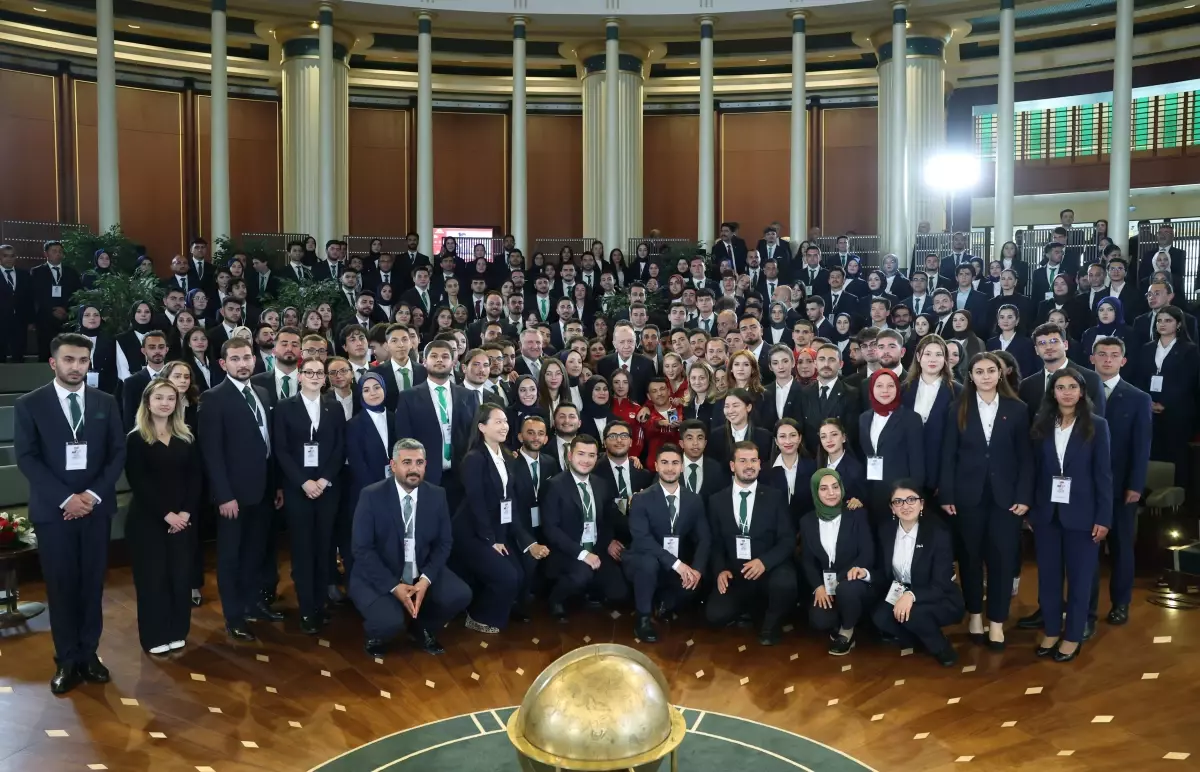 Cumhurbaşkanı Erdoğan: 'Terörsüz Türkiye kavşağını geçip huzurlu ve müreffeh bir Türkiye'yi emanet edeceğiz'