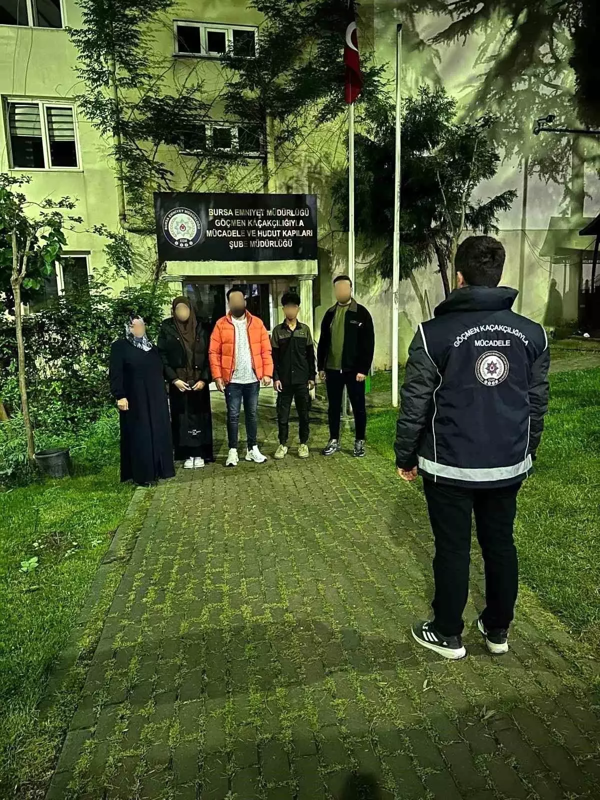 Bursa'da Göçmen Kaçakçılığı Operasyonu