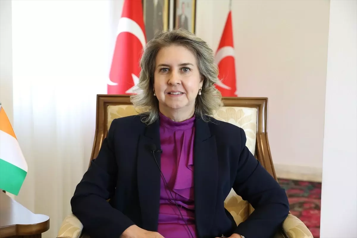 Türkiye'nin Abidjan Büyükelçisi Erdoğan Barım: "Ülkemiz, Fildişi Sahili'ne eşlik edecek güce sahip"