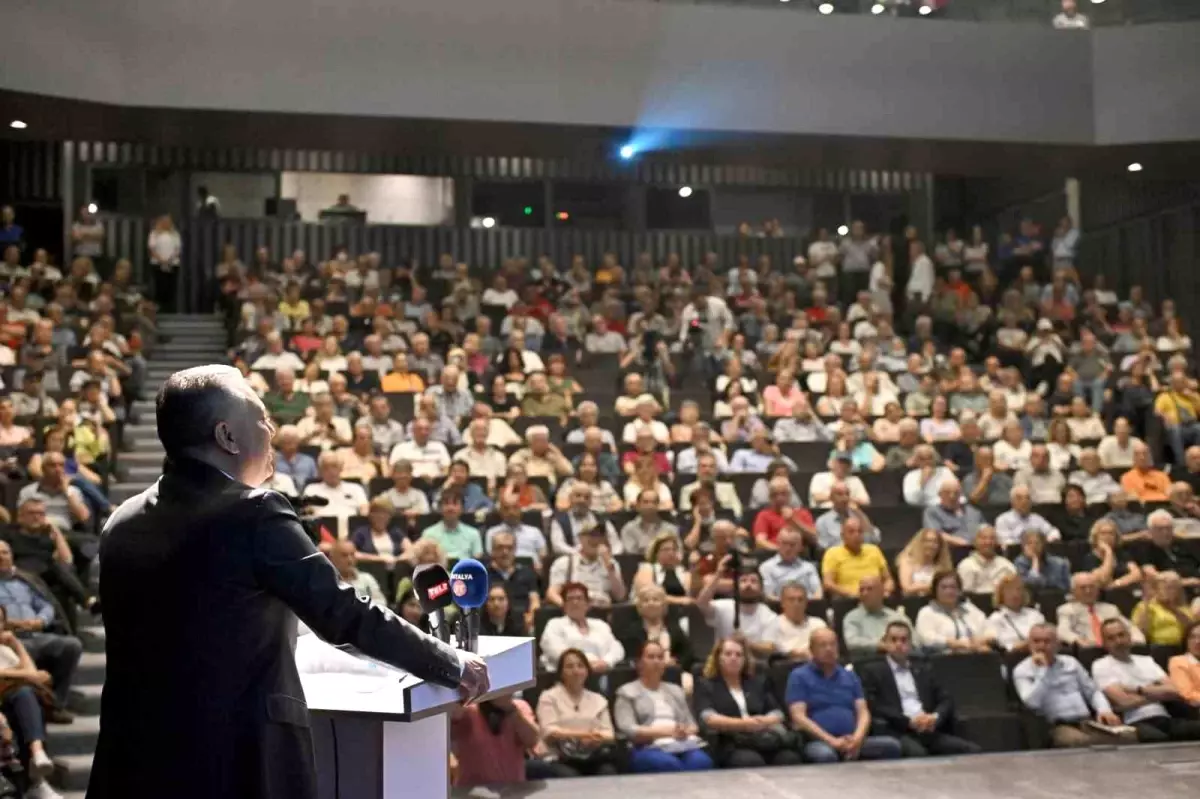 Forum Muratpaşa'da Yeni Anayasa İçin 9 Maddelik Yol Haritası Açıklandı