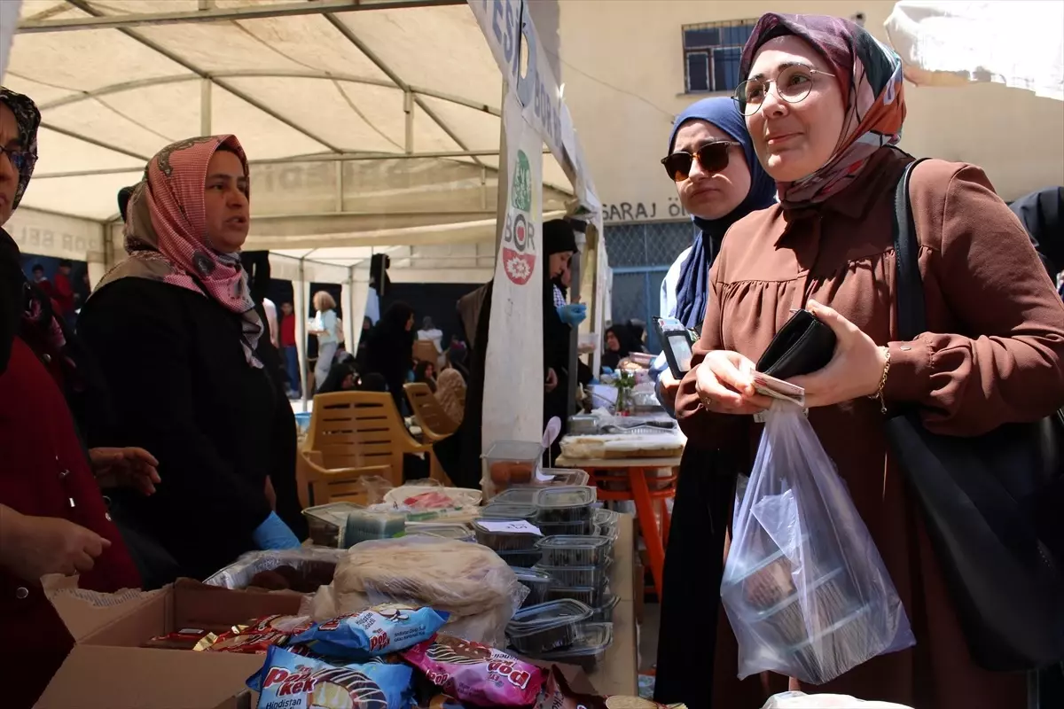 Bor'da Filistin'e Destek Kermesi