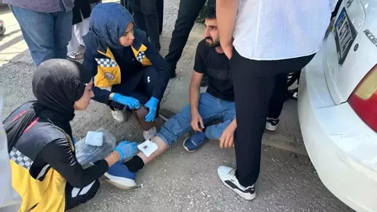 Adıyaman'da Motosiklet ve Otomobil Çarpıştı