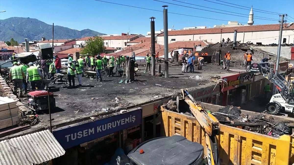 Erzincan'da Yangın Sonrası Esnaf Ziyareti