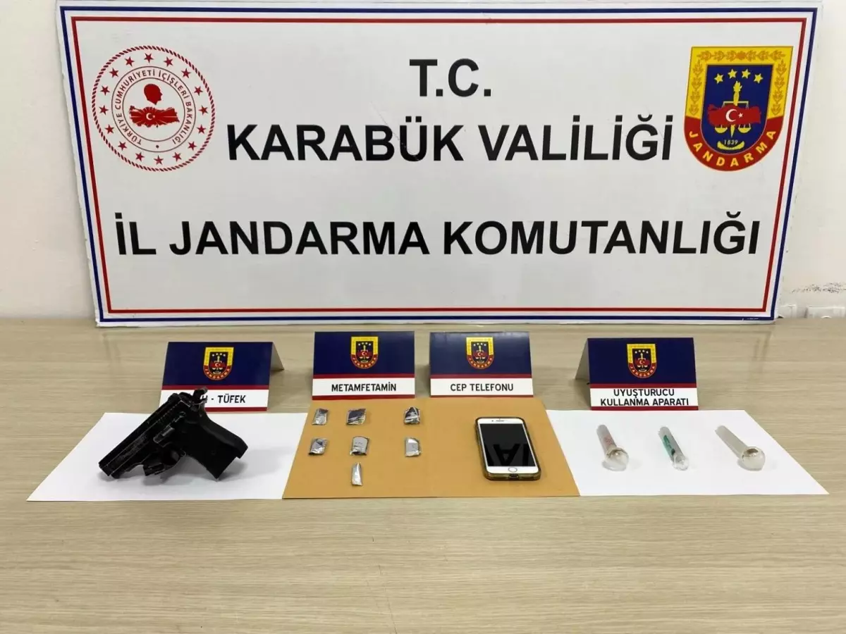 Karabük'te Uyuşturucu Operasyonu: 9 Gözaltı