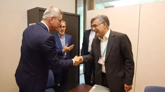 Sağlık Bakanı Cenevre'de İranlı Mevkidaşıyla Görüştü