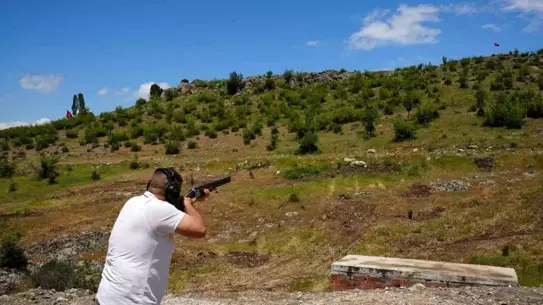 Sındırgı'da 7 Yıl Aradan Sonra Trap Atışları Etkinliği Düzenlendi