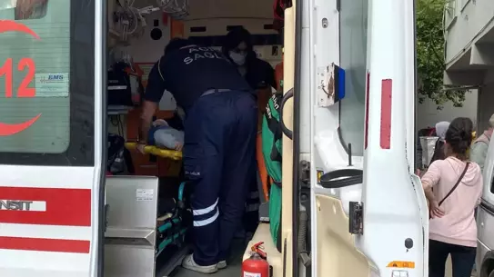 Çorlu'da Bebek Penceden Düştü