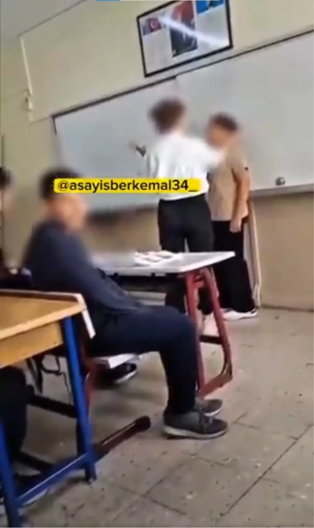 İstanbul'da okulda skandal! Öğretmen öğrencisine şiddet uyguladı yetmedi hakaret etti