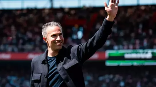 Robin van Persie Fenerbahçe'nin yıldız oyuncusunu istiyor