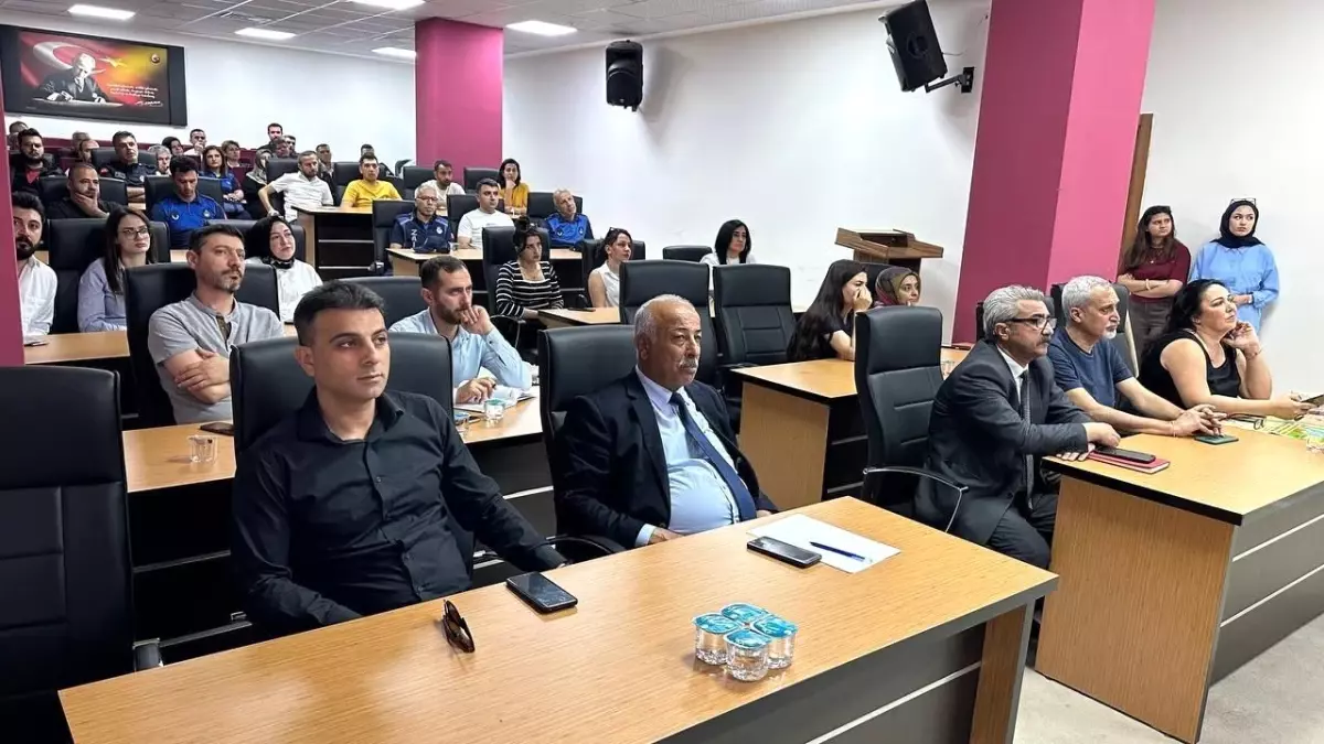 Adıyaman Belediyesi'nde Kanser Farkındalık Semineri Düzenlendi