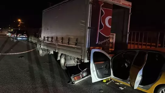 Pamukova'da Kaza: Taksi Şoförü Hayatını Kaybetti