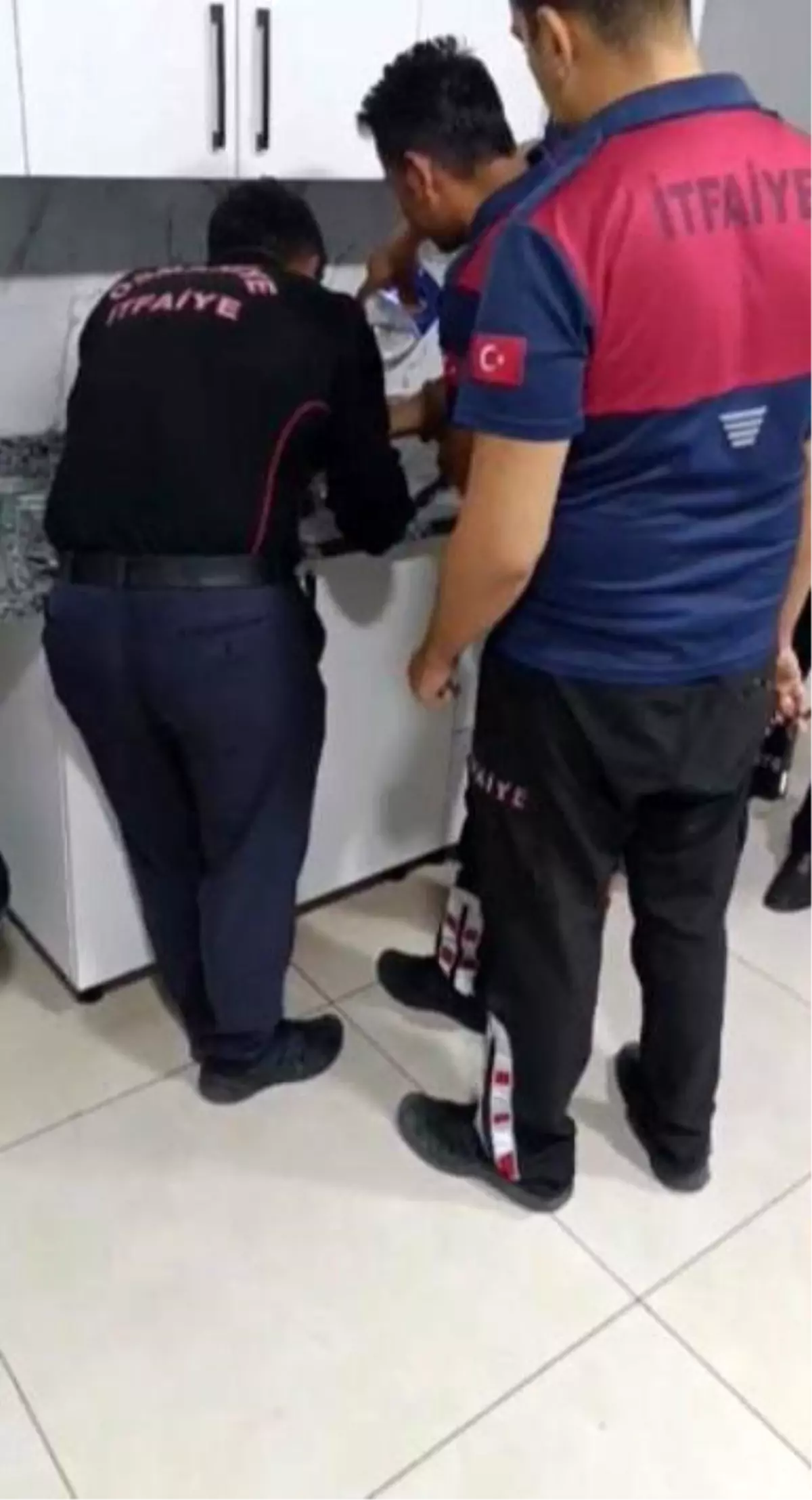 Osmaniye'de Sıkışan Yüzük, İtfaiye Ekipleri Tarafından Çıkarıldı