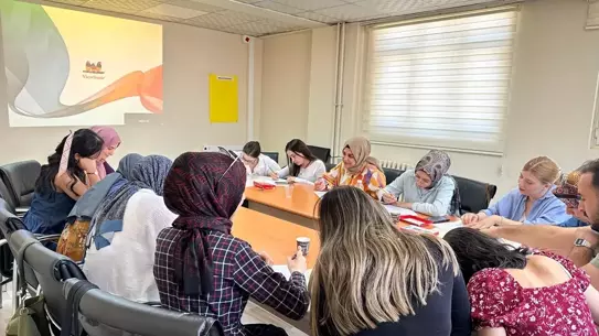 Silopi'de Bibliyoterapi Atölyesi Düzenlendi