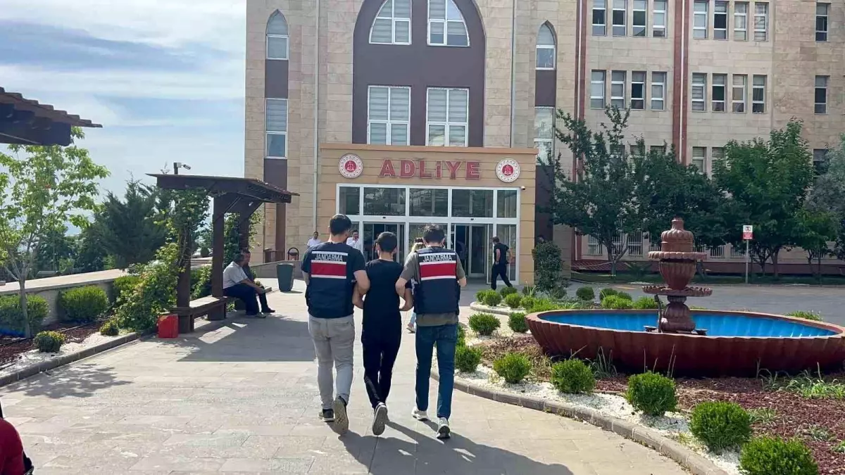 Köpeği Sürükleyen Sürücü Serbest Kaldı