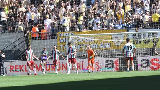 Karşıyaka'da Play-Off Çöküşü ve Gerginlik
