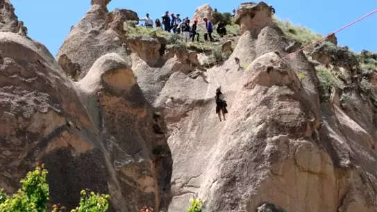 Nevşehir'de Turistler Tahliye Edildi
