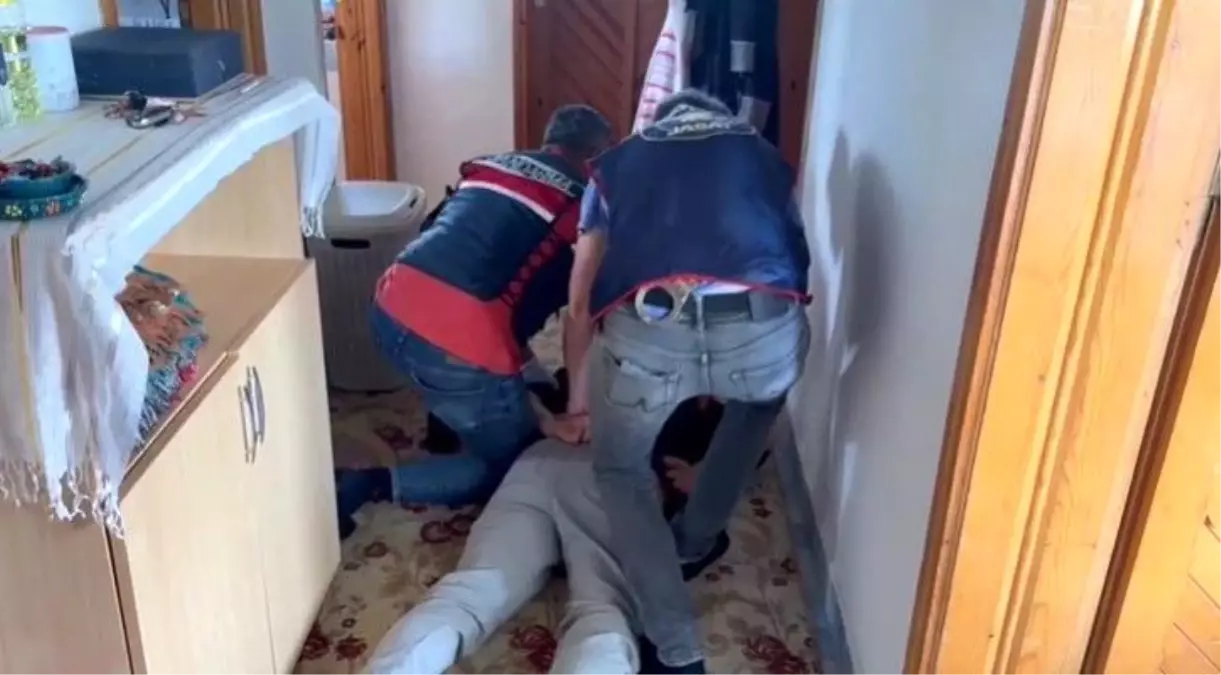 Alanya'da Silah Operasyonu