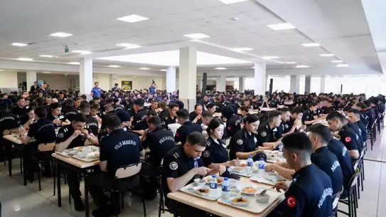Bakan Yerlikaya'dan Polis Akademisi Ziyareti