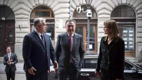 Cumhurbaşkanı Erdoğan, Macaristan'da Başbakan Orban ile kültürel programa katıldı