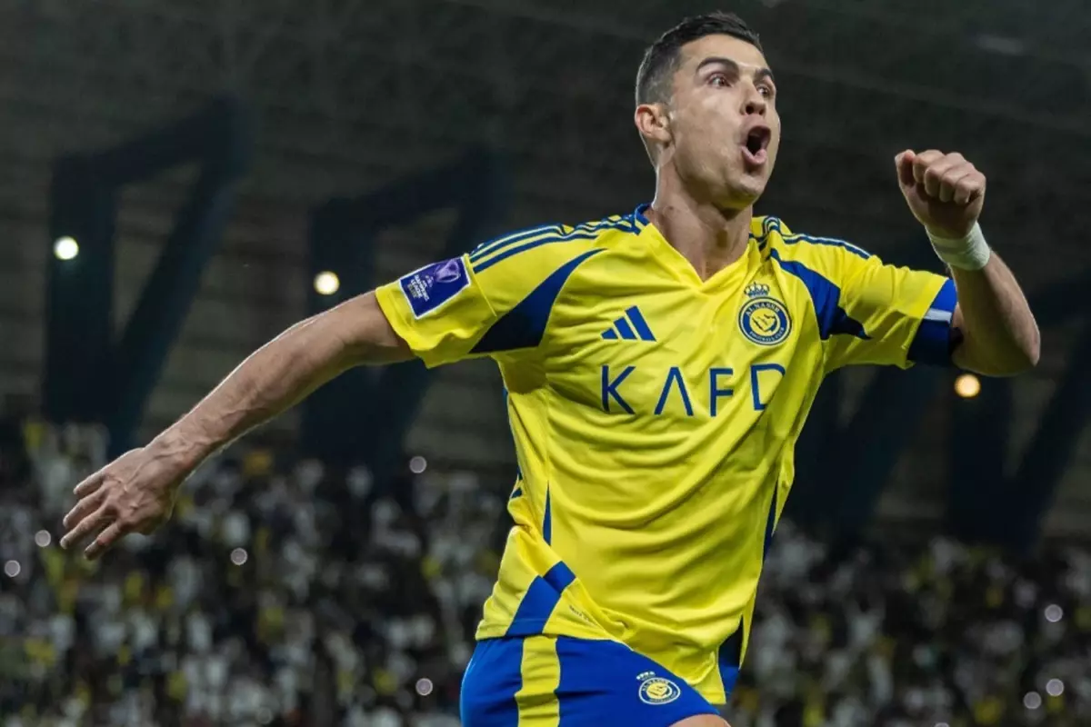 Önce üzdü sonra sevindirdi! 40 yaşındaki Ronaldo durmuyor