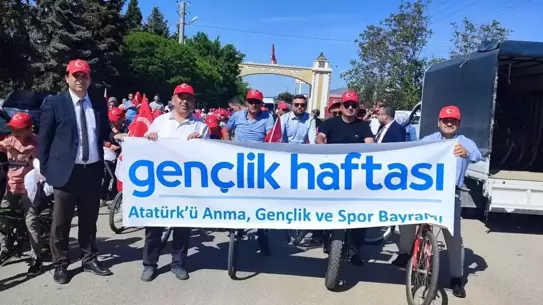Altıntaş'ta Gençlik Haftası Bisiklet Turu