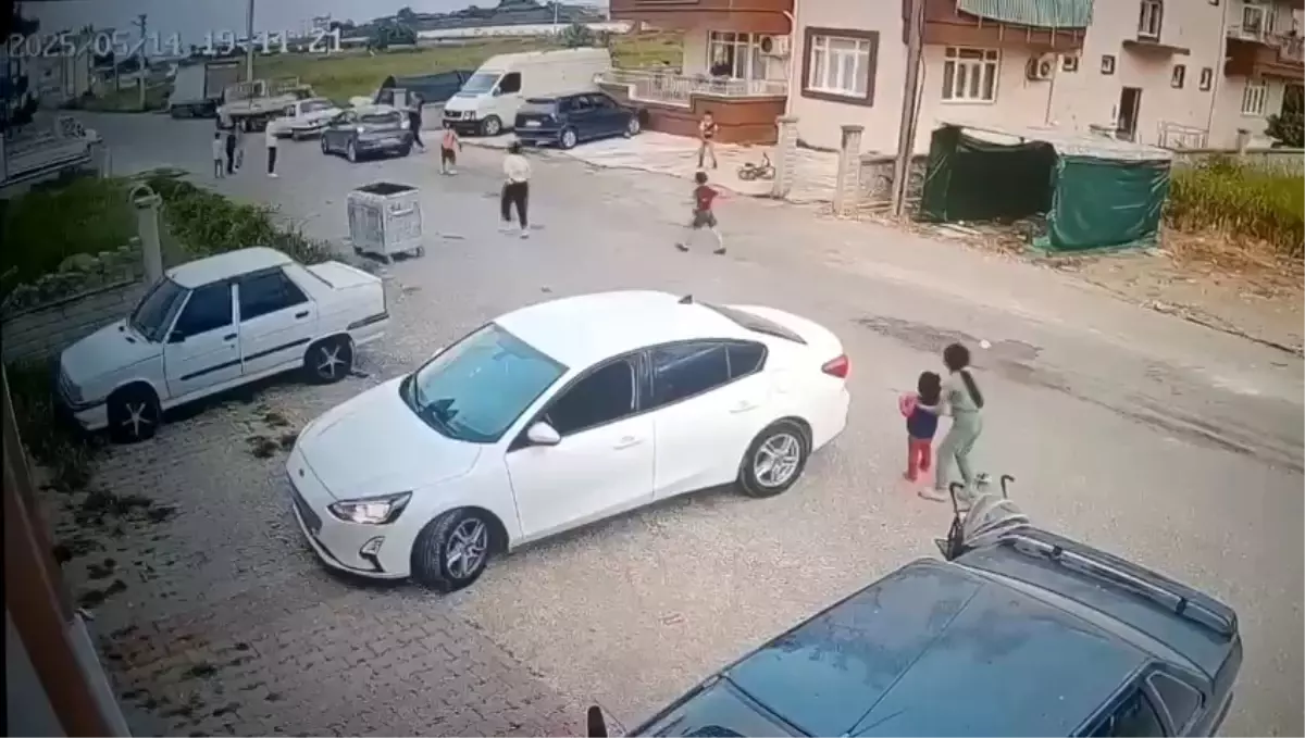Automobil Çarpan 7 Yaşındaki Çocuk Hayatını Kaybetti