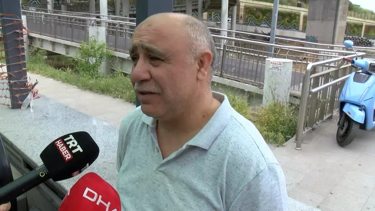 Kadıköy'de Yürüyen Merdiven Arızası Panik Yarattı