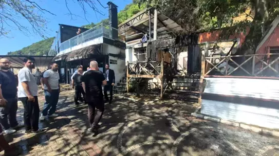 İnkumu Beldesi'nde Otel Mutfağında Yangın