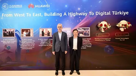 Uraloğlu'ndan Huawei ve ZTE ile İş Birliği Vurgusu
