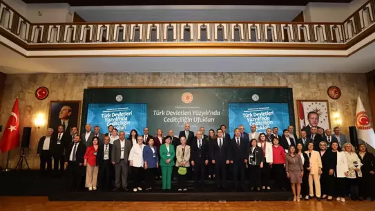 Türk Dünyası Yeni Bir Kimlik Kazanıyor