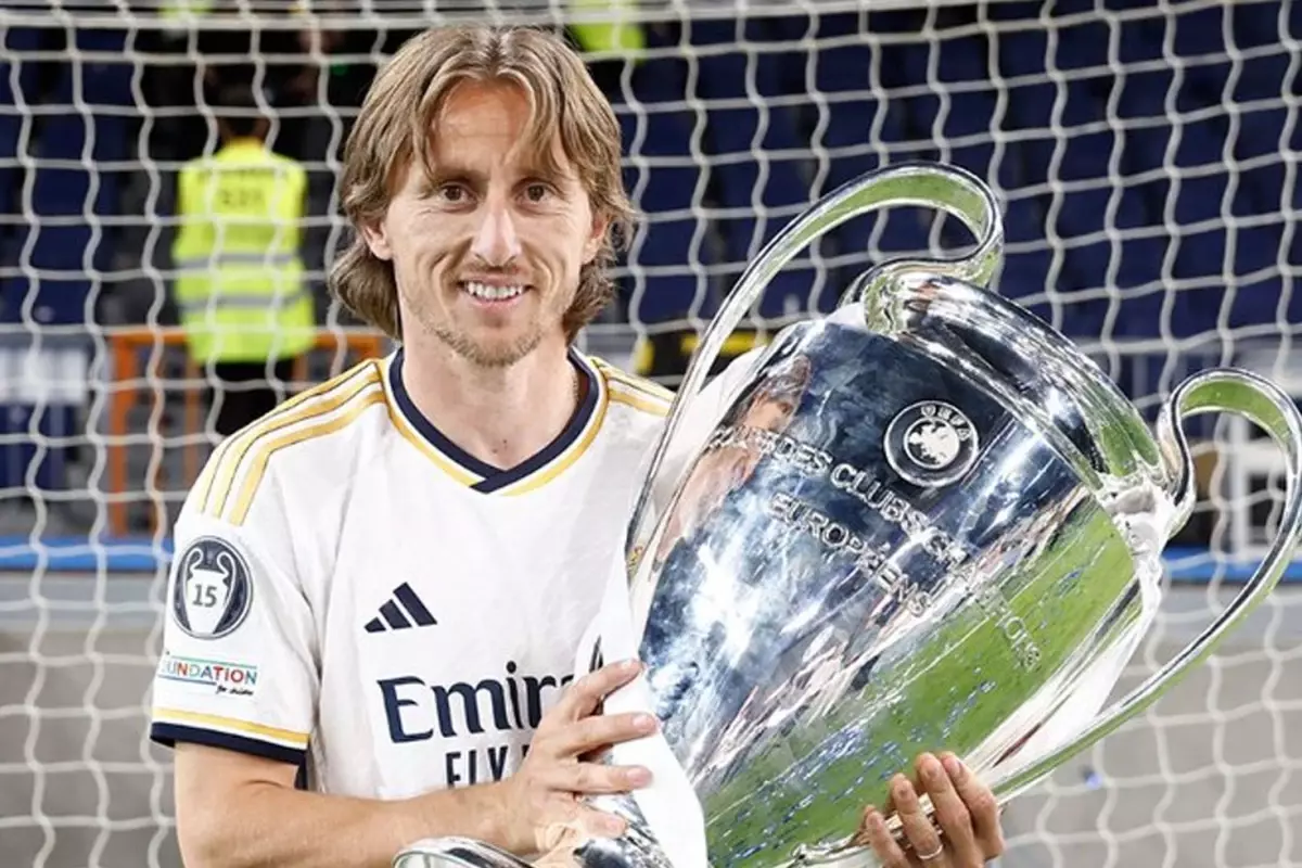 Real Madrid, efsanesi Luca Modric ile ayrılığı resmen açıkladı