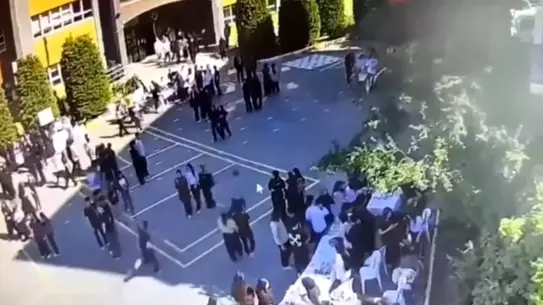 Sultanbeyli'de Lise Öğrencisi Bıçaklandı
