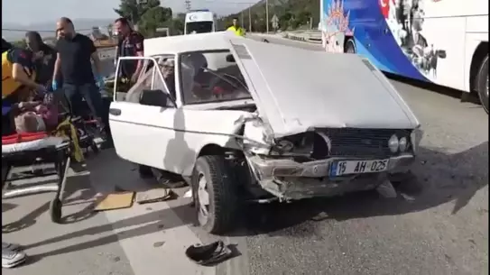 Burdur'da Trafik Kazası: Gazeteci Yaralandı