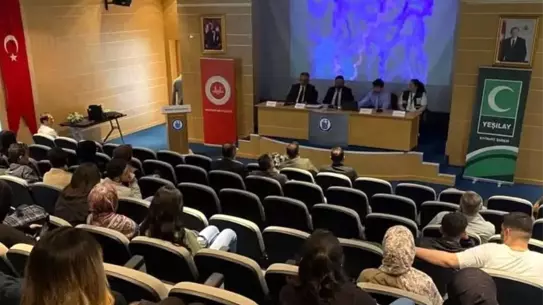 Bayburt'ta Bağımlılıkla Mücadele Paneli