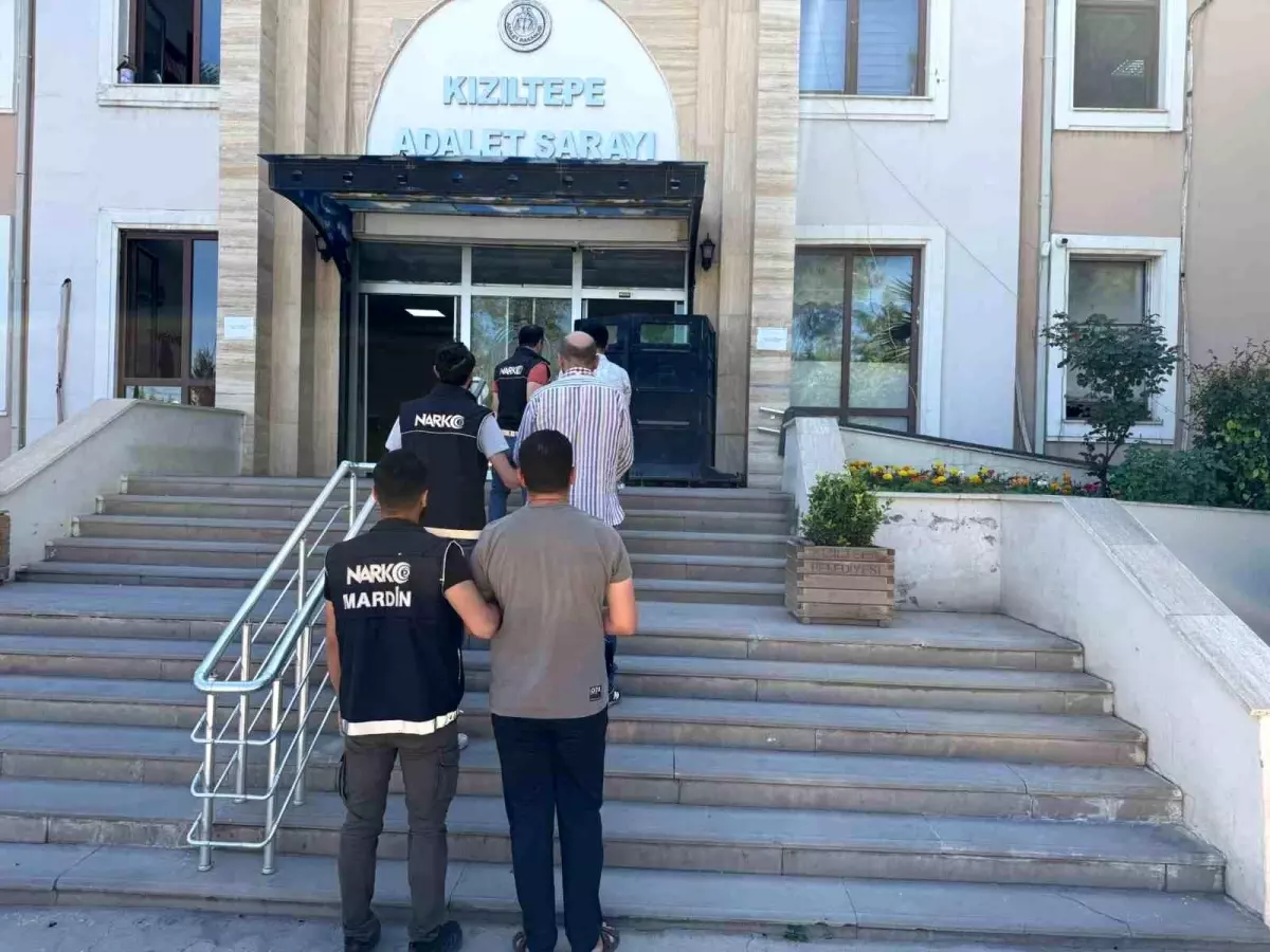 Mardin'de Zehir Tacirlerine Baskın: 4 Tutuklama