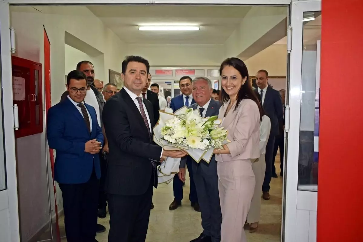 Honaz'da Yeni Vergi Dairesi Açıldı
