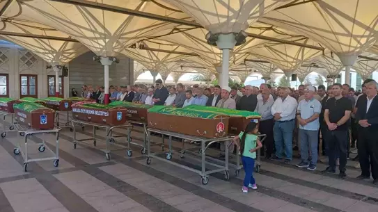 14 Yaşındaki Kız Çocuğu Ölü Bulundu