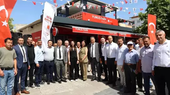 Yunusemre Belediyesi'nden Muradiye'ye Yeni Kafe