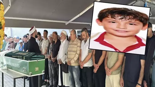 Boğulma Tehlikesi Geçiren Çocuk Hayatını Kaybetti