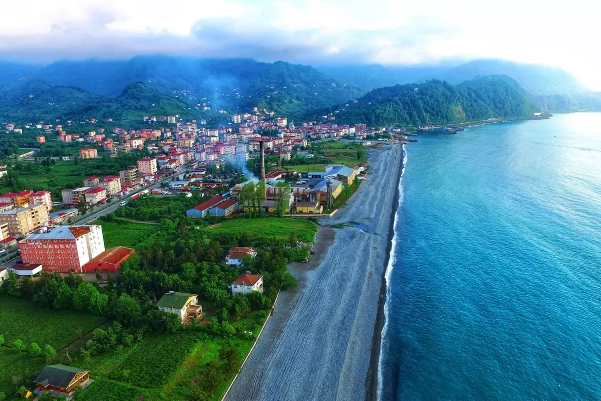 Kemalpaşa Esnafı Gürcü Turist Azalmasından Şikayetçi