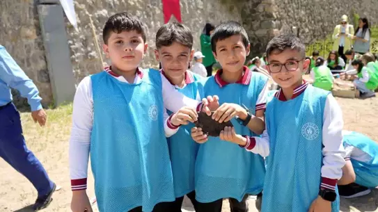 Gümüşhane'de Kazı Etkinliği Çocukları Büyüledi