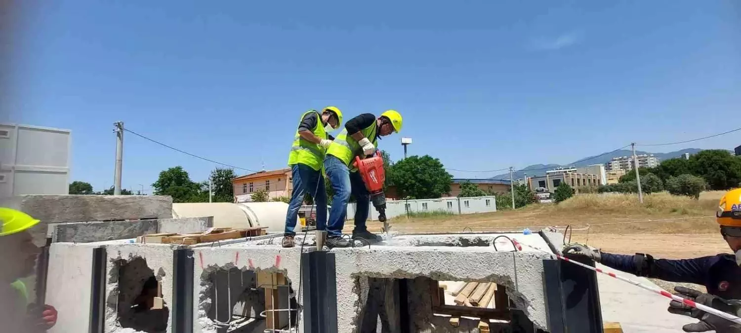Söke'de Afetlere Hazırlık Eğitimleri Devam Ediyor