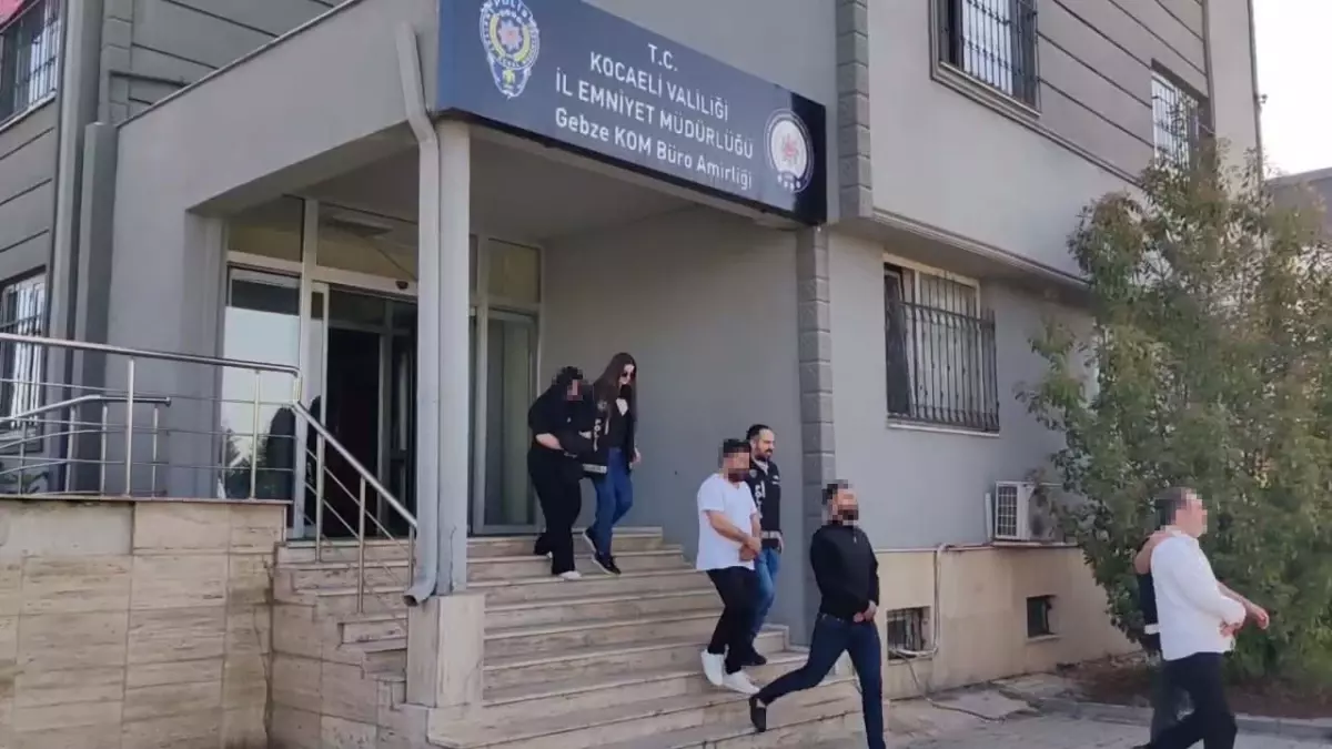 Kocaeli'de Tütün Kaçakçılığı Operasyonu