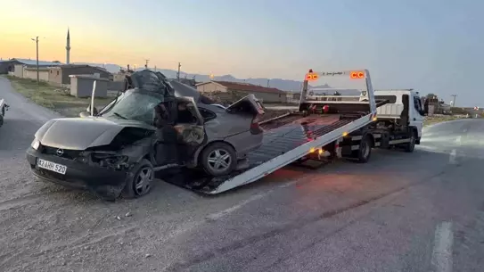 Konya'da Trafik Kazası: Sürücü Hayatını Kaybetti